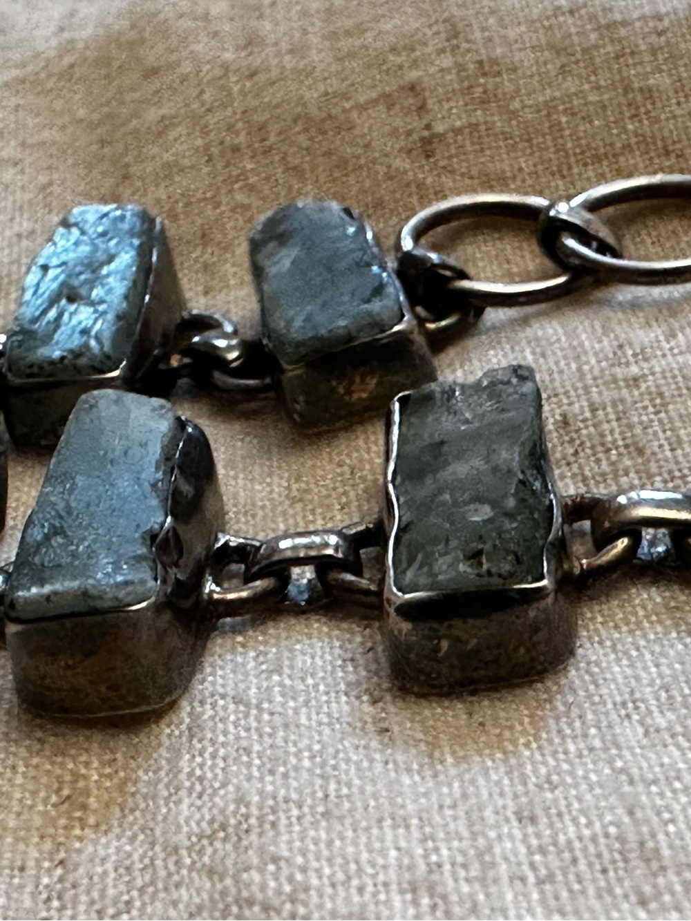 Green Crystal Rectangular Stone Link Bracelet - Picture 9 of 9